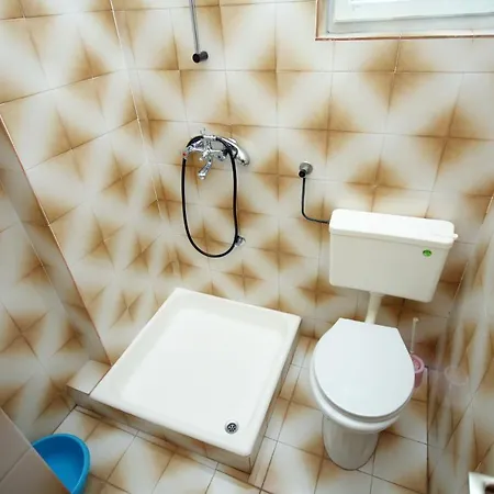 Apartments By The Sea Jezera, Murter - 5063 * Jezera