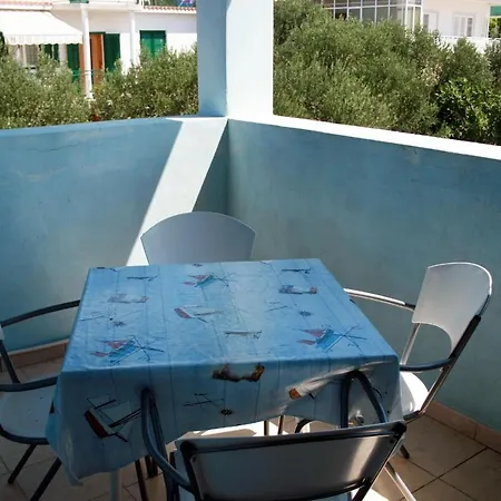 Apartment Apartments By The Sea Jezera, Murter - 5063 Jezera