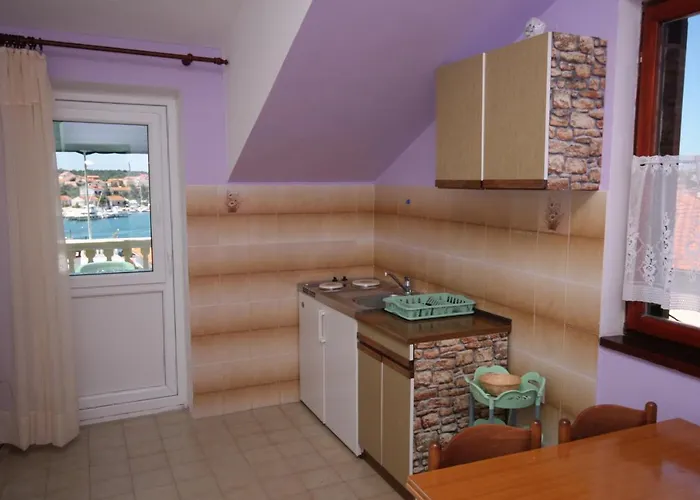 Apartman By The Sea Jezera, Murter - 5063 Jezera