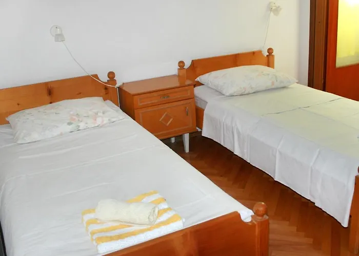 アパート By The Sea Jezera, Murter - 5063 イェゼラ